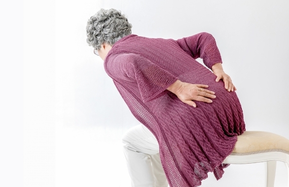 60代の慢性腰痛を根本から改善しませんか？｜沖縄市で整体なら『陶板浴＆整体・揉みほぐし 村上』